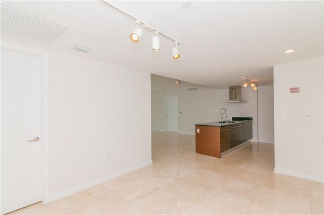 465 Brickell Avenue, Miami, FL 33131