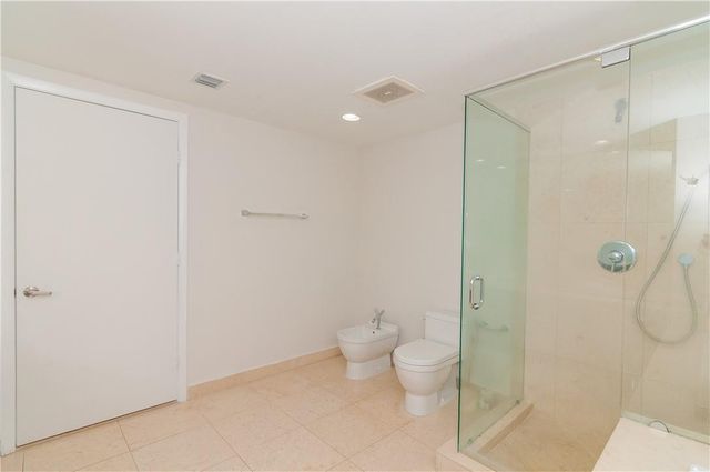 465 Brickell Avenue, Miami, FL 33131