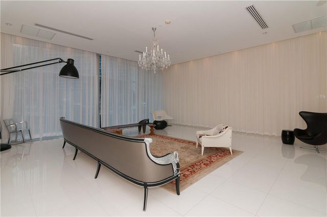 465 Brickell Avenue, Miami, FL 33131