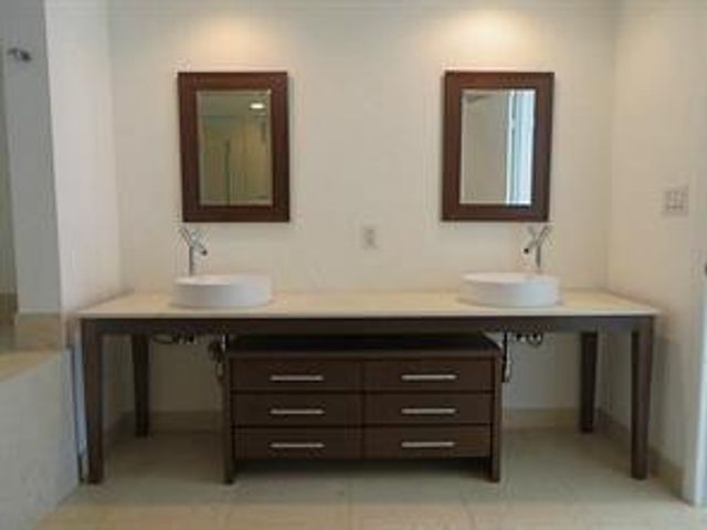 465 Brickell Avenue, Miami, FL 33131