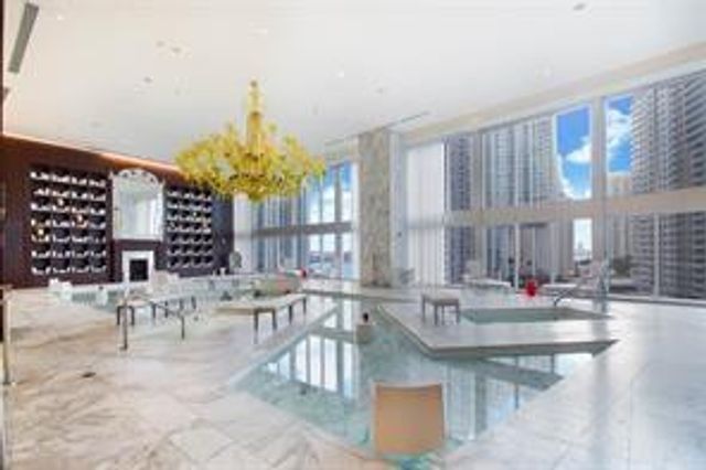 465 Brickell Avenue, Miami, FL 33131