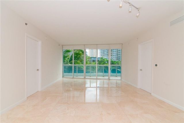465 Brickell Avenue, Miami, FL 33131