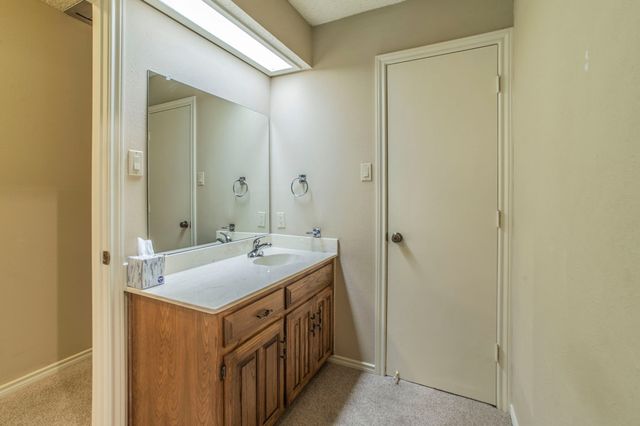 766 S Forest Lane, Duncanville, TX 75116