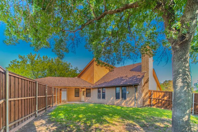 766 S Forest Lane, Duncanville, TX 75116