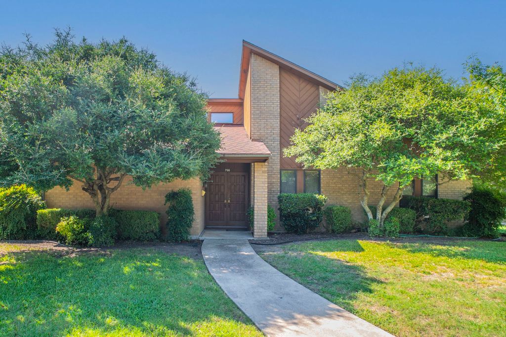 766 S Forest Lane, Duncanville, TX 75116