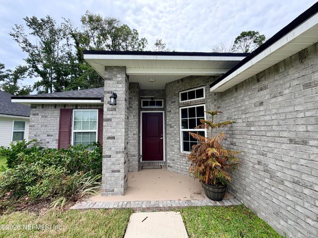 8124 HELMSLEY Boulevard, Jacksonville, FL 32219