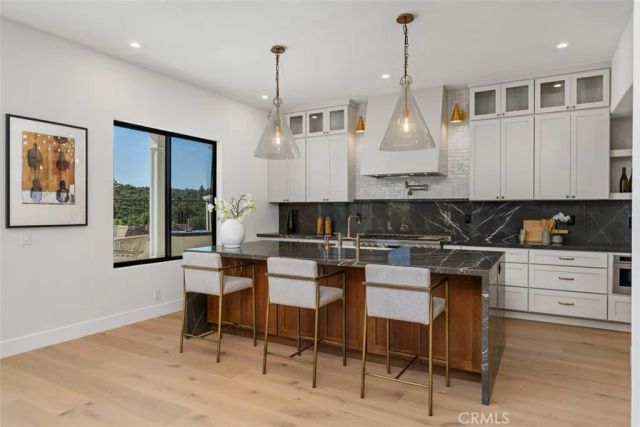 7572 E Endemont Court, Anaheim, CA 92808