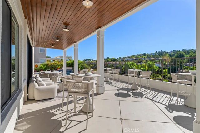7572 E Endemont Court, Anaheim, CA 92808