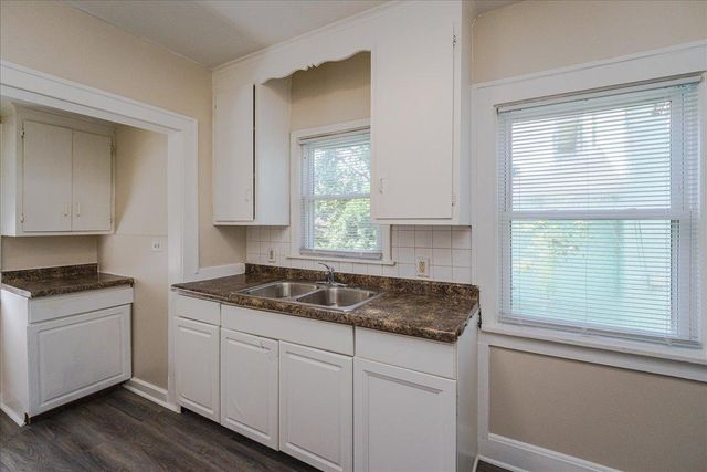 1710 N Newton Avenue N, Minneapolis, MN 55411