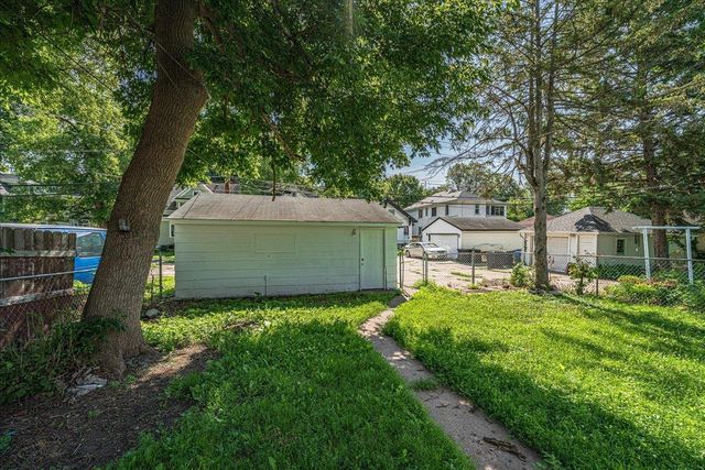 1710 N Newton Avenue N, Minneapolis, MN 55411