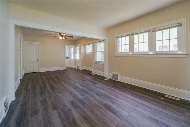 1710 N Newton Avenue N, Minneapolis, MN 55411
