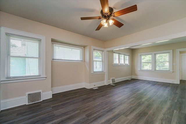 1710 N Newton Avenue N, Minneapolis, MN 55411