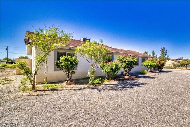 451 West Leffner Drive, Pahrump, NV 89060