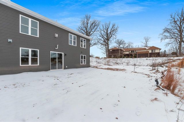 210 CLUBHOUSE LANE, Kimberly, WI 54913