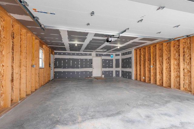 210 CLUBHOUSE LANE, Kimberly, WI 54913