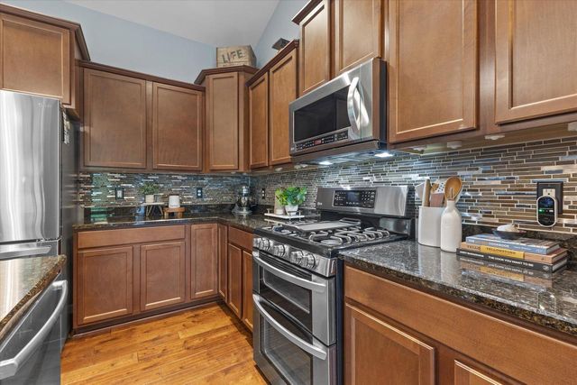 8422 94th COURT, Pleasant Prairie, WI 53158