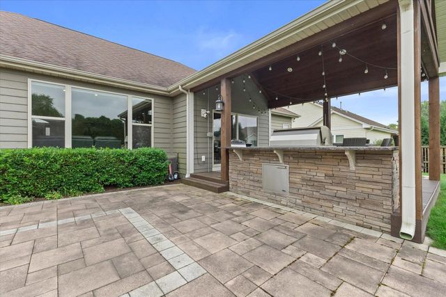8422 94th COURT, Pleasant Prairie, WI 53158