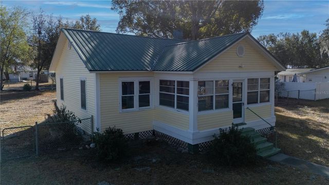 5640 17TH STREET, Zephyrhills, FL 33542