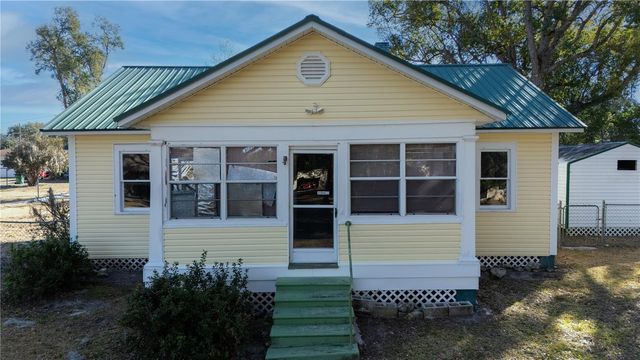 5640 17TH STREET, Zephyrhills, FL 33542