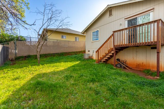 1045 North Boulevard, Shasta Lake, CA 96019