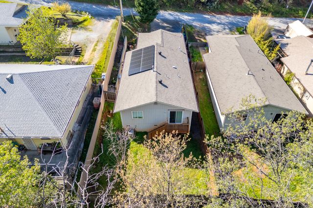 1045 North Boulevard, Shasta Lake, CA 96019