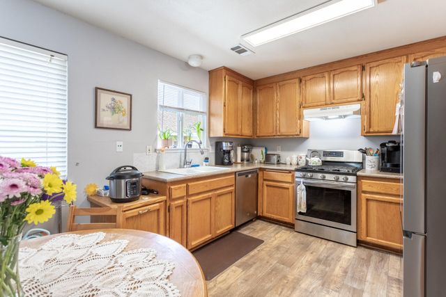 1045 North Boulevard, Shasta Lake, CA 96019