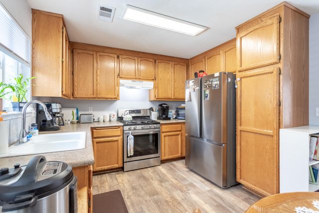 1045 North Boulevard, Shasta Lake, CA 96019