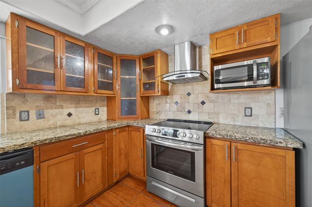 16419 Cairnway Drive, Houston, TX 77084