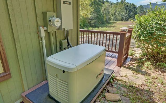 992 Coopers Creek Road, Suches, GA 30572