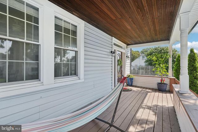 300 TOWNSEND AVE, Baltimore, MD 21225