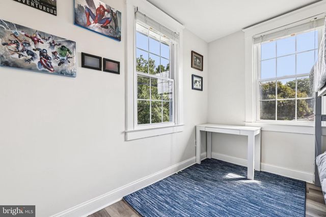 300 TOWNSEND AVE, Baltimore, MD 21225
