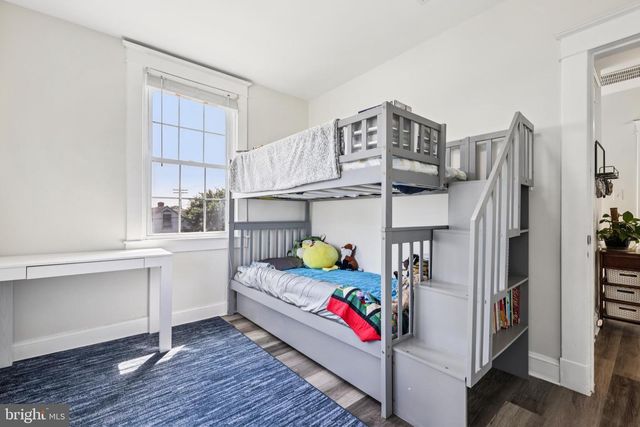 300 TOWNSEND AVE, Baltimore, MD 21225