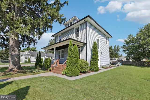 300 TOWNSEND AVE, Baltimore, MD 21225