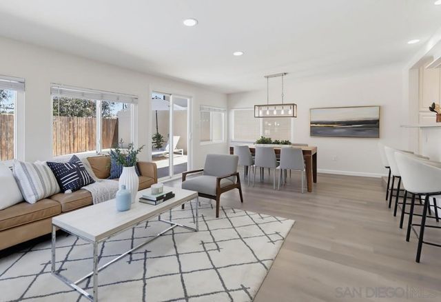 6930 Bruce Ct, La Mesa, CA 91942