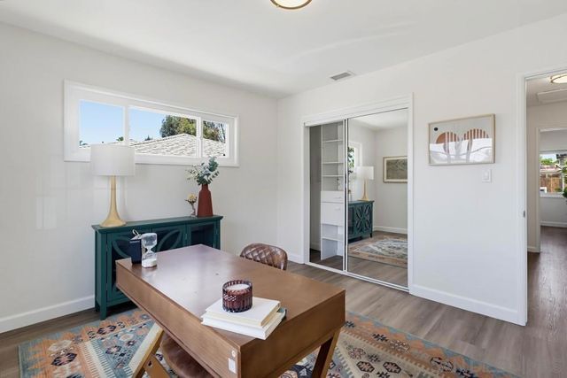 6930 Bruce Ct, La Mesa, CA 91942
