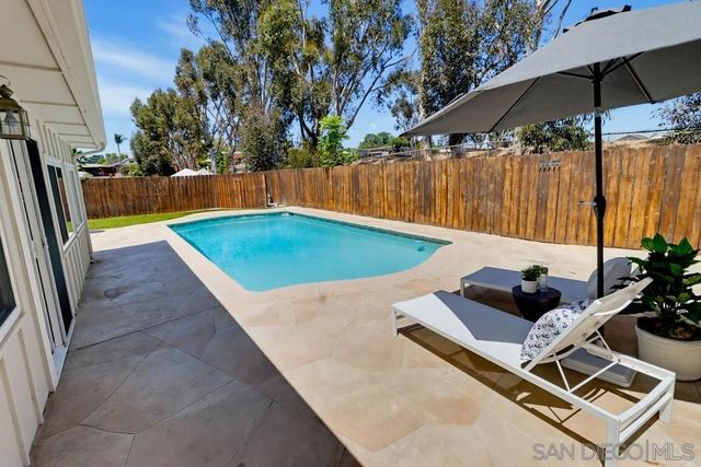 6930 Bruce Ct, La Mesa, CA 91942