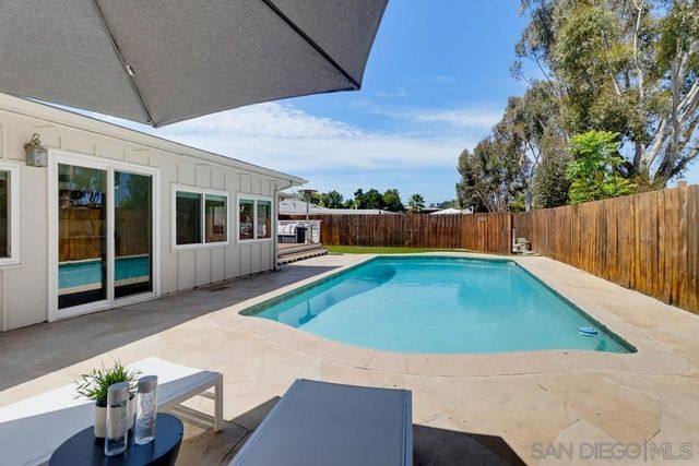 6930 Bruce Ct, La Mesa, CA 91942
