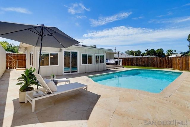 6930 Bruce Ct, La Mesa, CA 91942