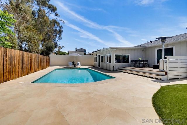 6930 Bruce Ct, La Mesa, CA 91942