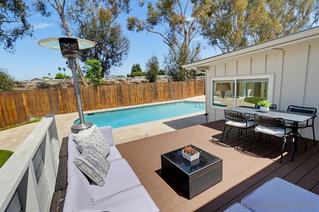 6930 Bruce Ct, La Mesa, CA 91942