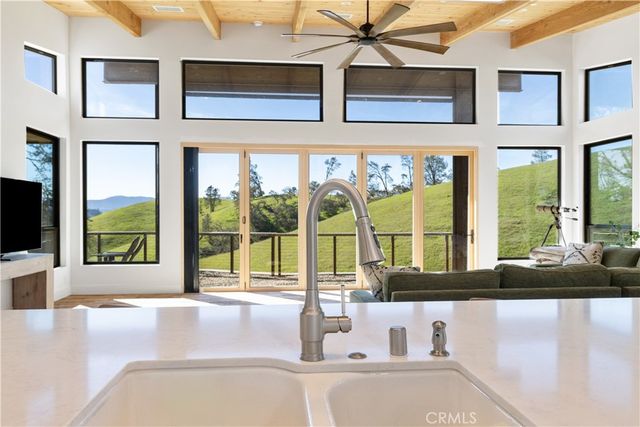 3275 Timberline, Paso Robles, CA 93446