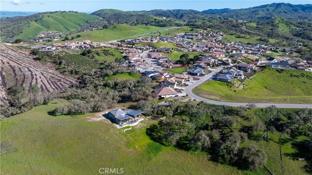 3275 Timberline, Paso Robles, CA 93446
