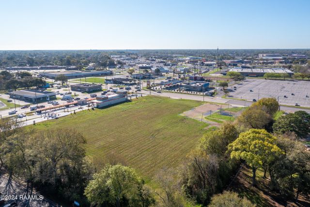 200 Blk Blk Ridge Road, Lafayette, LA 70506