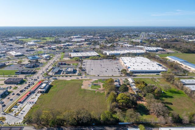 200 Blk Blk Ridge Road, Lafayette, LA 70506