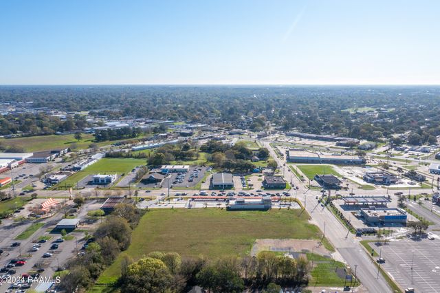 200 Blk Blk Ridge Road, Lafayette, LA 70506