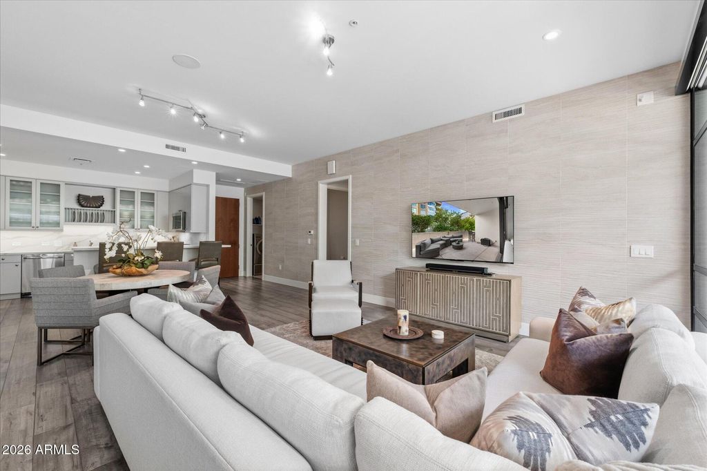 15215 N KIERLAND Boulevard 314, Scottsdale, AZ 85254 — photo 4