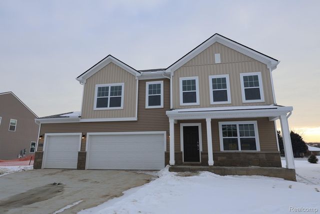 54854 Heron Circle, Chesterfield Township, MI 48047