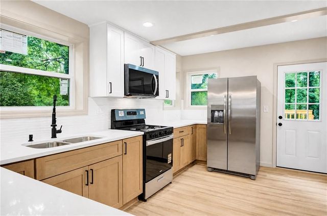 2585 Amelia Avenue, Decatur, GA 30032