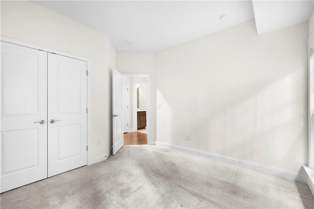 2166 Rock Creek Park, Decatur, GA 30033