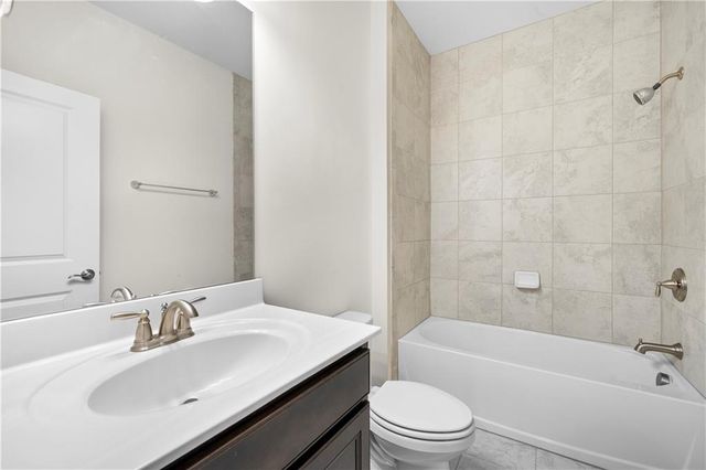 2166 Rock Creek Park, Decatur, GA 30033